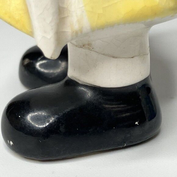 Ucagco Vtg Figurine Set of 2 Girls Yellow Teddy Bear Blue Bonnet Suitcase READ - Picture 6 of 9